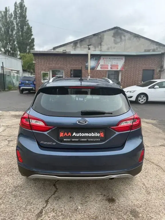 Gebraucht Ford Fiesta Active 101 PS (74 kW) 2019 Blau Kleinwagen