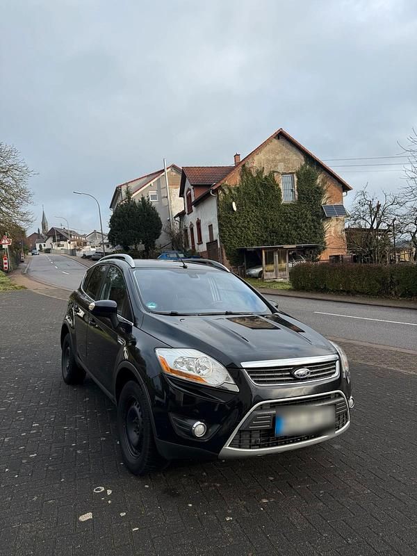 Usata Ford Kuga 140 CV (102 kW) 2009 Nero SUV
