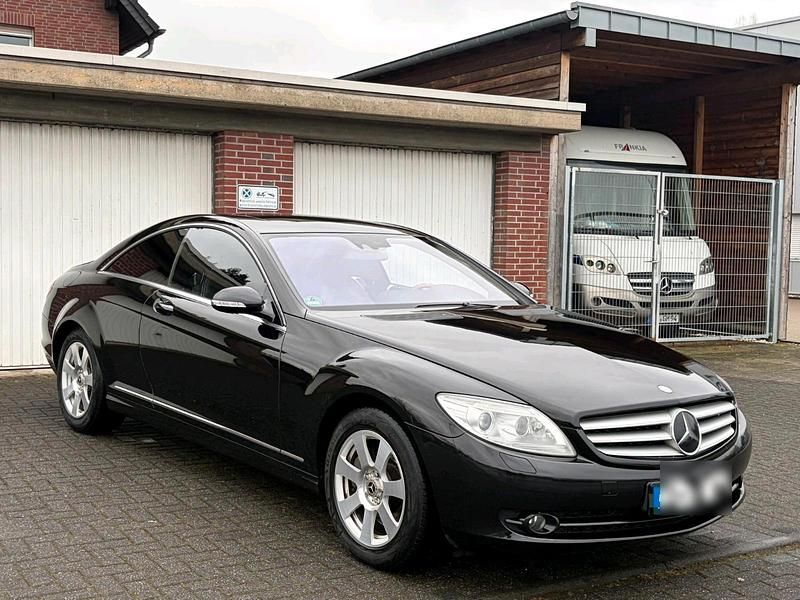 Gebraucht Mercedes CL500 387 PS (284 kW) 2009 Schwarz Coupé