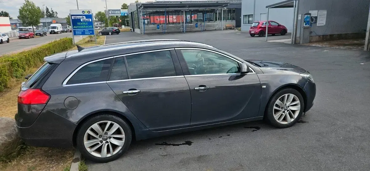 Gebraucht Opel Insignia 160 PS (117 kW) 2013 Grau Kombi