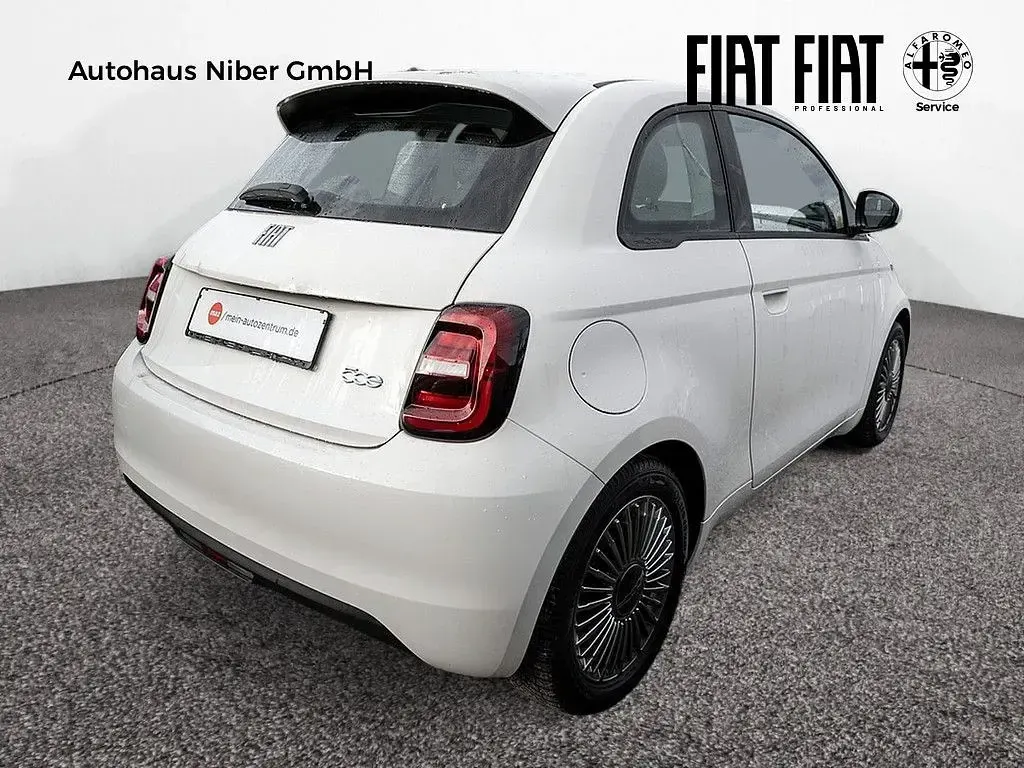 Gebraucht Fiat 500e 86 kW (118 PS) 2023 Weiß