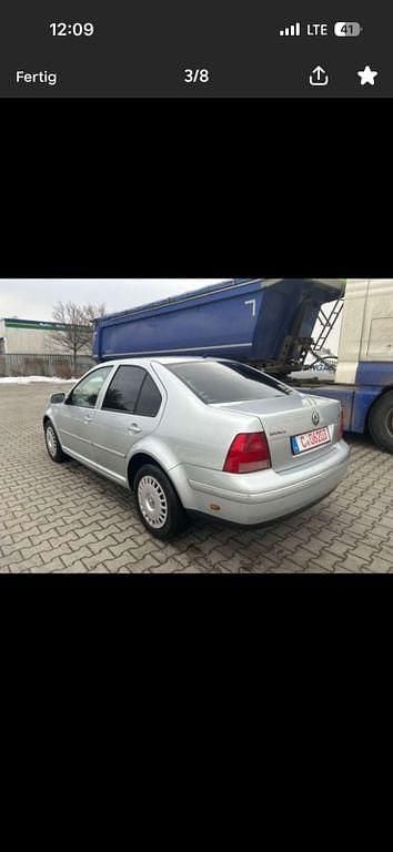 Gebraucht VW Bora Basis 101 PS (74 kW) 2003 Silber Limousine