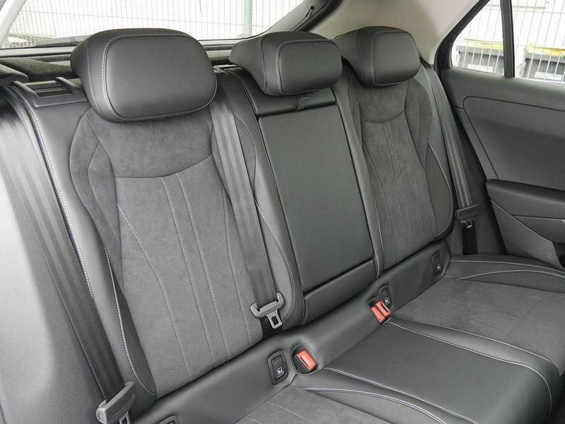 Neu VW T-Roc Style 150 PS (110 kW) 2026 Schwarz SUV