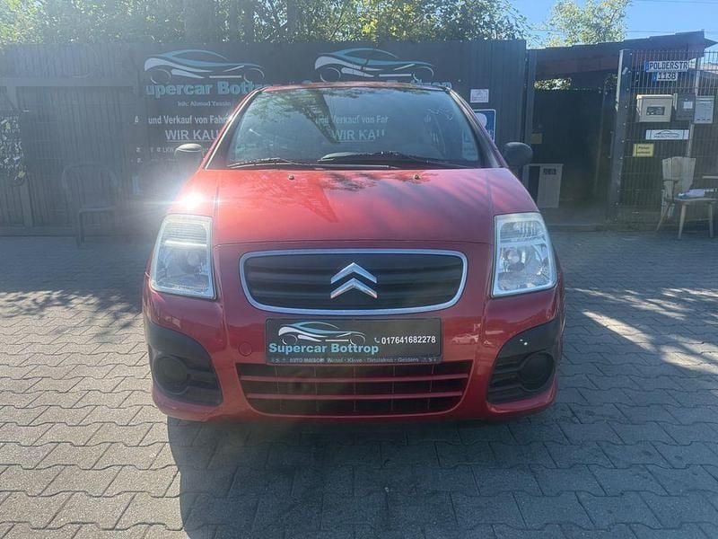Rot Gebraucht 2009 Citroën C2 Tonic Kleinwagen | 1.500 € (Fairer Preis) - Bild 1/4