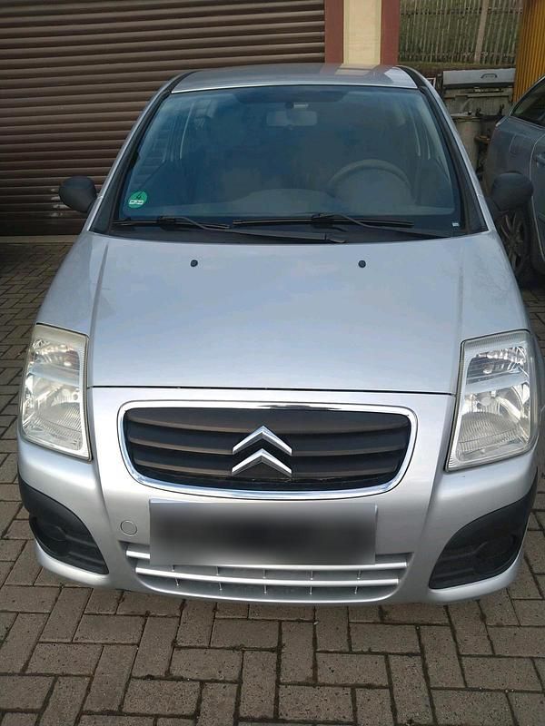 Gebraucht Citroën C2 60 PS (44 kW) 2009 Silber Kleinwagen