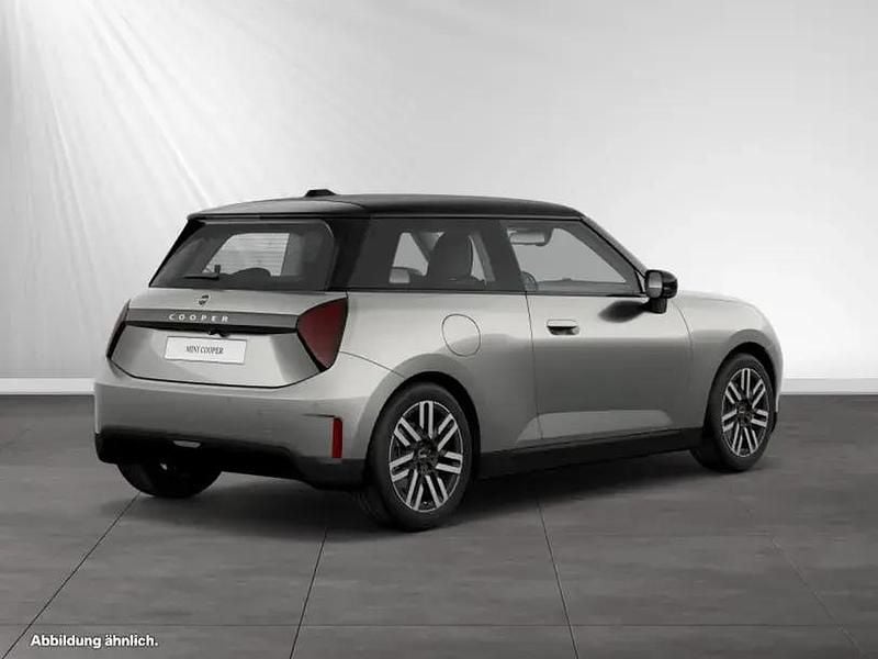 Usata Mini Cooper 135 kW (184 CV) 2025 Argento Utilitaria