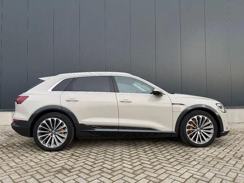 Gebraucht Audi e-tron Advanced 300 kW (408 PS) 2018 Weiß SUV
