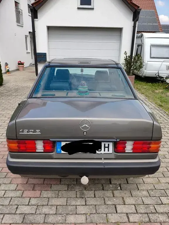Gebraucht Mercedes 190 118 PS (86 kW) 1989 Limousine