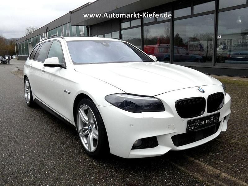 Gebraucht BMW 530 M Sport 258 PS (189 kW) 2013 Weiß Limousine