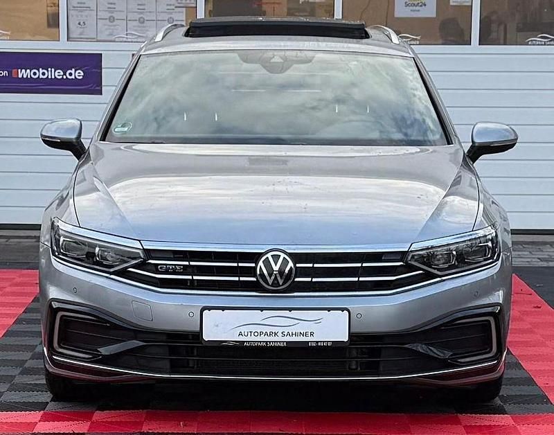 Gebraucht VW Passat GTE 156 PS (114 kW) 2020 Silber Kombi