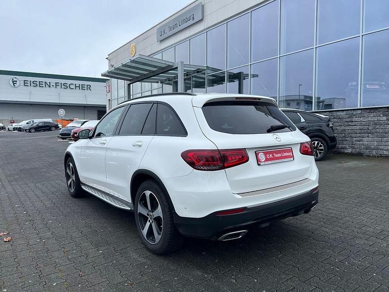 Gebraucht Mercedes GLC300 Exclusive 245 PS (180 kW) 2019 Weiß SUV