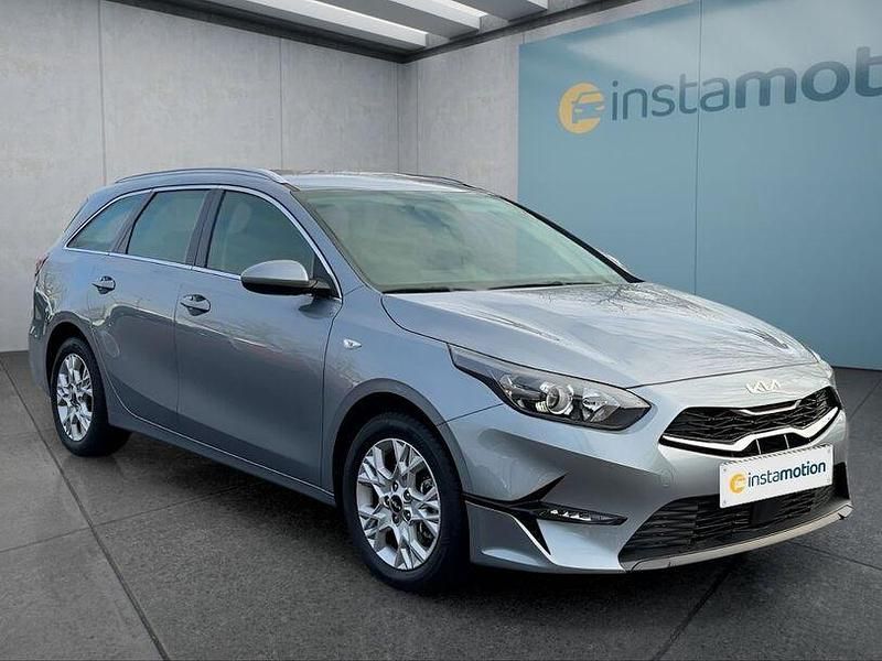 Gebraucht Kia Ceed 2024 Silber Kleinwagen