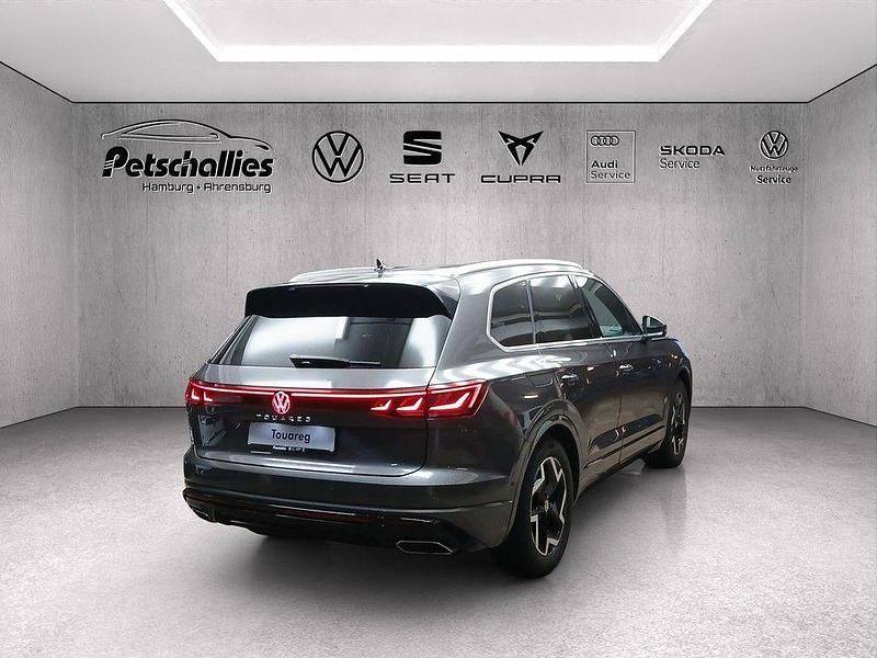Gebraucht VW Touareg R-line 231 PS (169 kW) 2025 Grau SUV