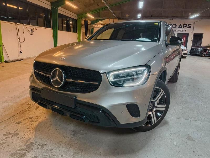 Silber Gebraucht 2021 Mercedes GLC300e Coupé | 29.995 € (Superpreis) - Bild 1/4