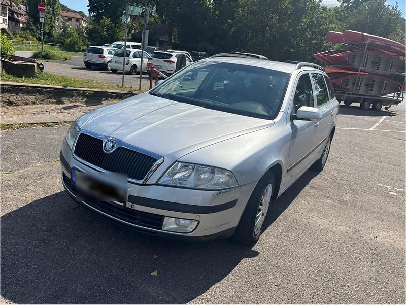 Silber Gebraucht 2008 Skoda Octavia Limousine | 2.600 € (Guter Preis) - Bild 1/4
