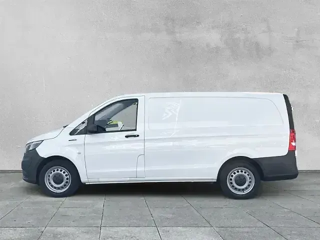 Gebraucht Mercedes e-Vito 85 kW (116 PS) 2025 Weiss Van