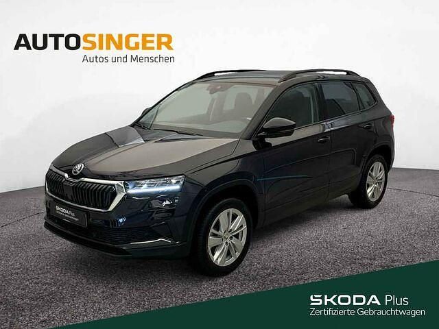 Schwarzmagic perleffekt Gebraucht 2024 Skoda Karoq Selection SUV | 28.480 € (Guter Preis) - Bild 1/2