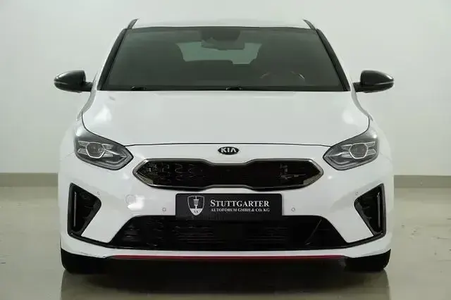 Gebraucht Kia ProCeed GT GT 204 PS (150 kW) 2021 Weiß Kleinwagen
