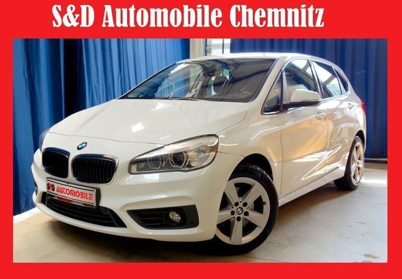 Weiß Gebraucht 2018 BMW 220 Sport Line Limousine | 18.999 € (Fairer Preis) - Bild 1/4