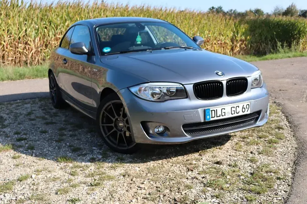 Gebraucht BMW 120 Performance 170 PS (125 kW) 2012 Silber Kleinwagen