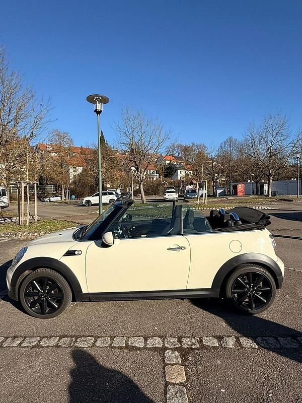 Gebraucht Mini Cooper Cabriolet Chili 122 PS (89 kW) 2014 Beige Cabrio