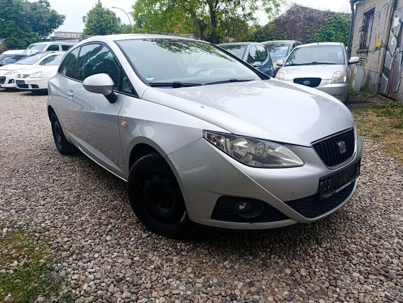 Silber Gebraucht 2012 Seat Ibiza SC Copa Kleinwagen | 1.950 € (Guter Preis) - Bild 1/4