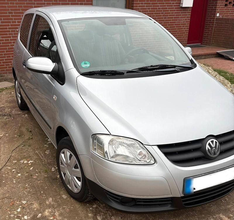 Gebraucht VW Fox 75 PS (55 kW) 2006 Silber Kleinwagen