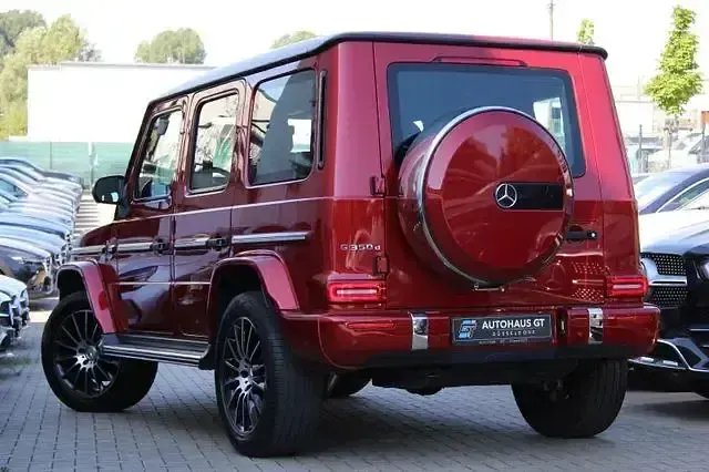 Gebraucht Mercedes G350 AMG 286 PS (210 kW) 2021 Designo hyazinthrot SUV