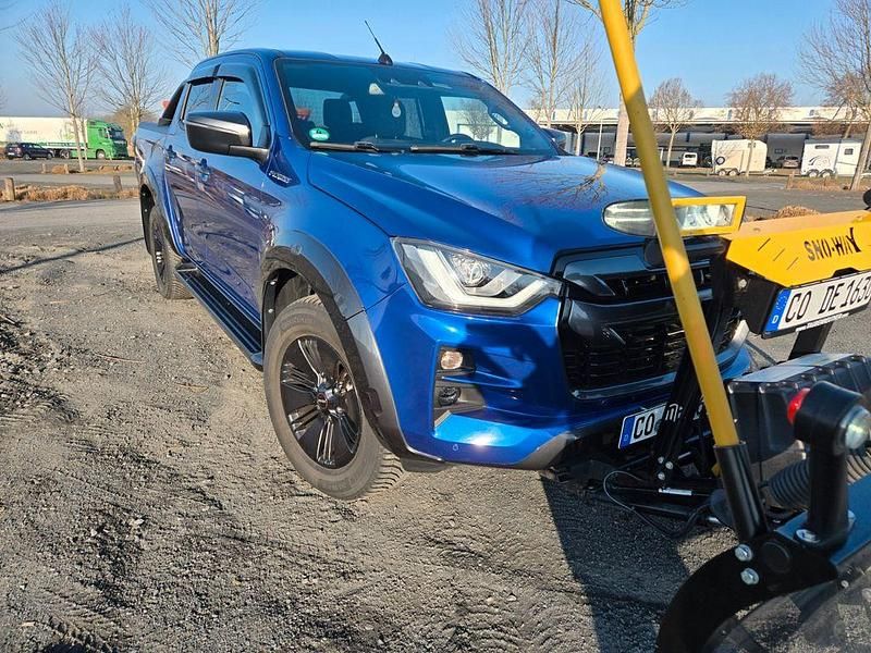 Gebraucht Isuzu D-Max 162 PS (119 kW) 2022 Blau Pickup