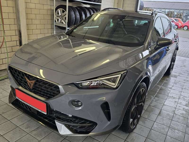 Grau Gebraucht 2022 Cupra Formentor VZ SUV | 28.990 € (Superpreis) - Bild 1/4