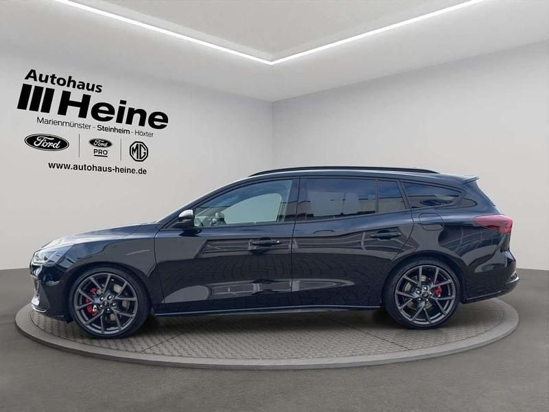 Gebraucht Ford Focus ST 280 PS (205 kW) 2026 Agate black metallic Kombi