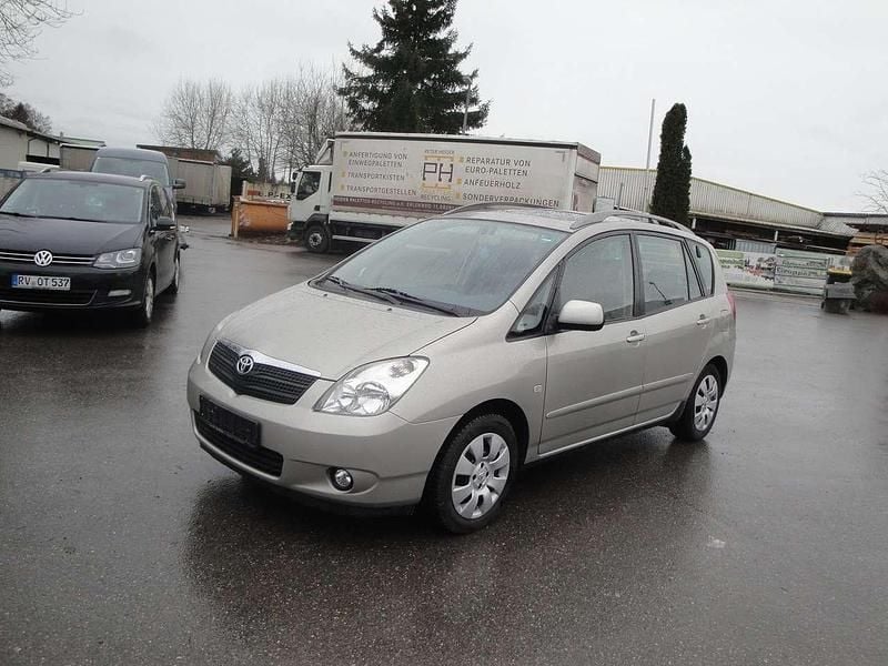 Gebraucht Toyota Corolla 110 PS (80 kW) 2003 Beige Kombi