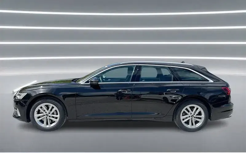 Gebraucht Audi A6 Advanced 299 PS (219 kW) 2025 Schwarz Kombi