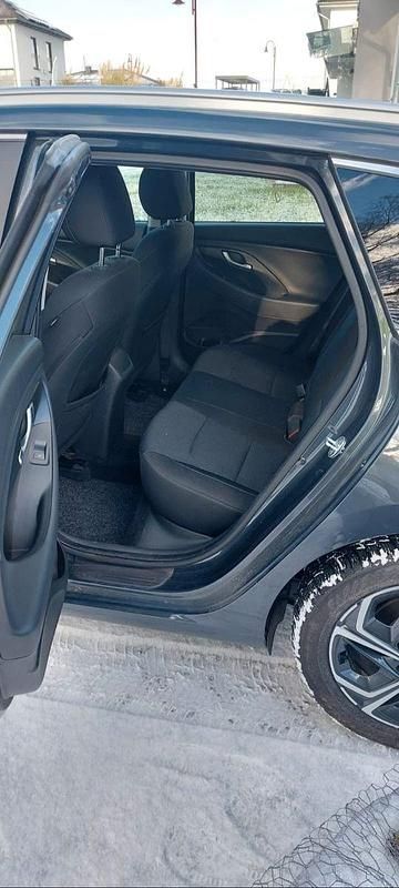 Gebraucht Hyundai i30 Trend 159 PS (116 kW) 2021 Grau Kombi