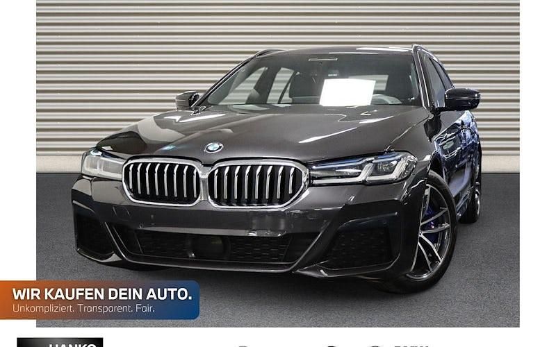 Gebraucht BMW 540 Shadowline 333 PS (244 kW) 2023 Grau Kombi