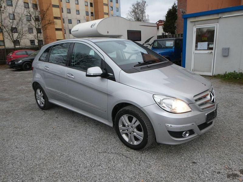 Gebraucht Mercedes B170 116 PS (85 kW) 2008 Silber Van / Kleinbus
