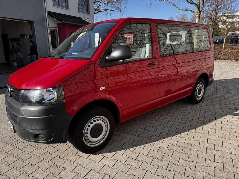 Gebraucht VW Transporter 102 PS (75 kW) 2014 Rot Van