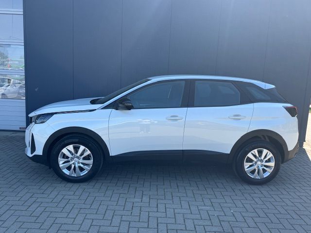 Gebraucht Peugeot 3008 Active 131 PS (96 kW) 2023 Weiß SUV