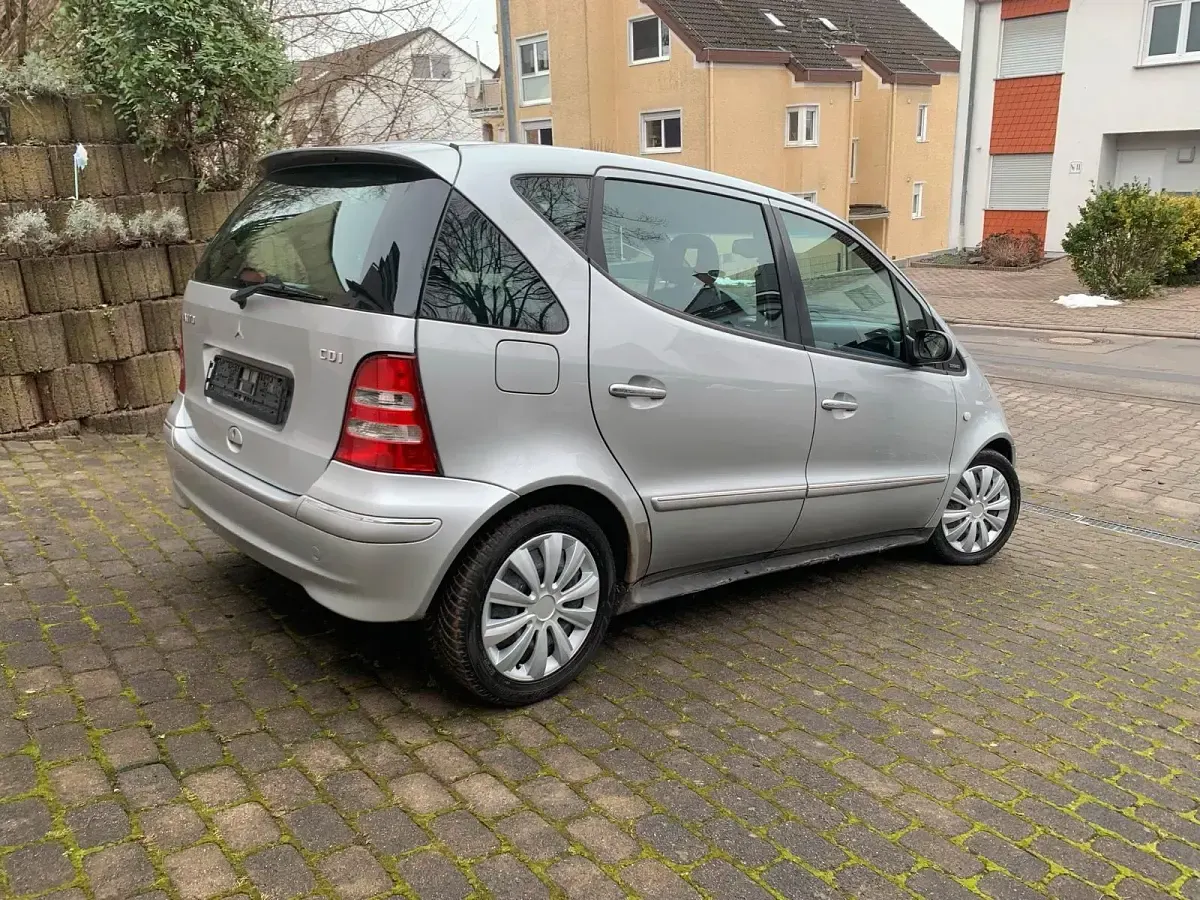 Gebraucht Mercedes A170 95 PS (69 kW) 2002 Grau Van / Kleinbus