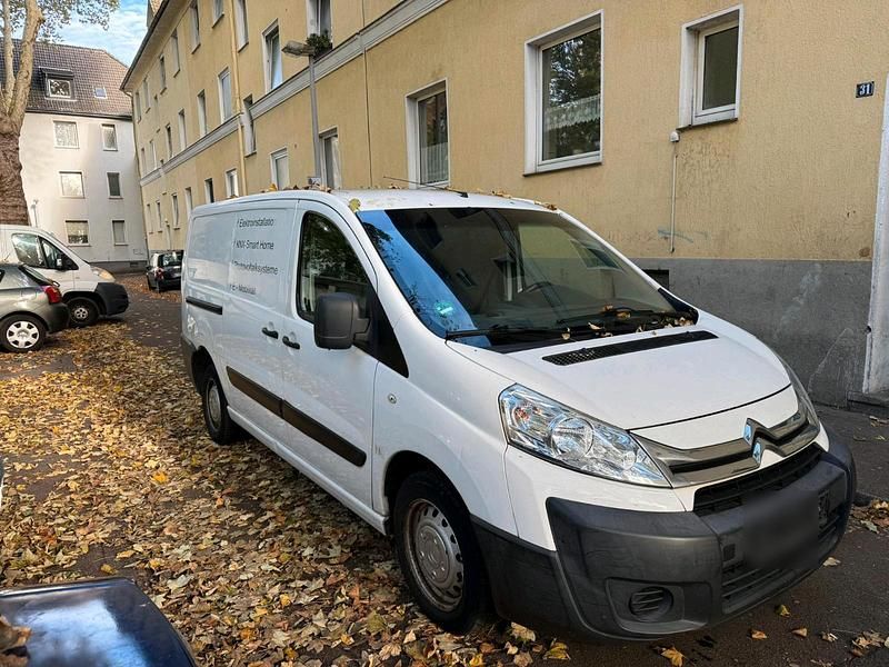Weiß Gebraucht 2013 Citroën Jumpy Van / Kleinbus | 2.599 € (Fairer Preis) - Bild 1/4