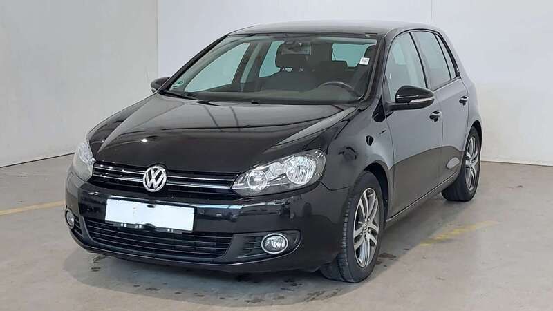 Deep black perleffekt Gebraucht 2009 VW Golf VI Comfortline Kleinwagen | 4.600 € (Guter Preis) - Bild 1/4