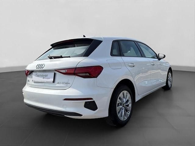 Gebraucht Audi A3 Sportback e-tron Design 204 PS (150 kW) 2023 Weiß Kleinwagen
