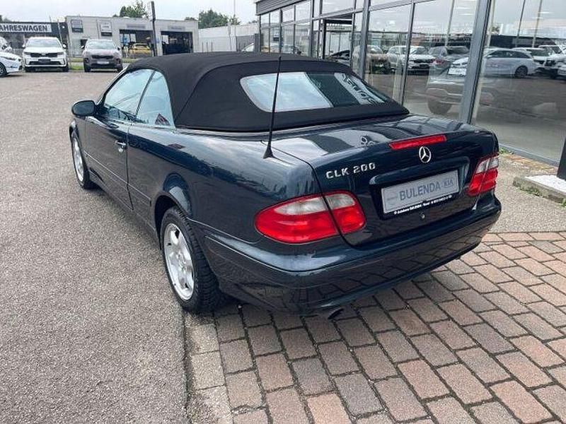 Gebraucht Mercedes CLK200 Elegance 136 PS (100 kW) 1999 Blau Cabrio
