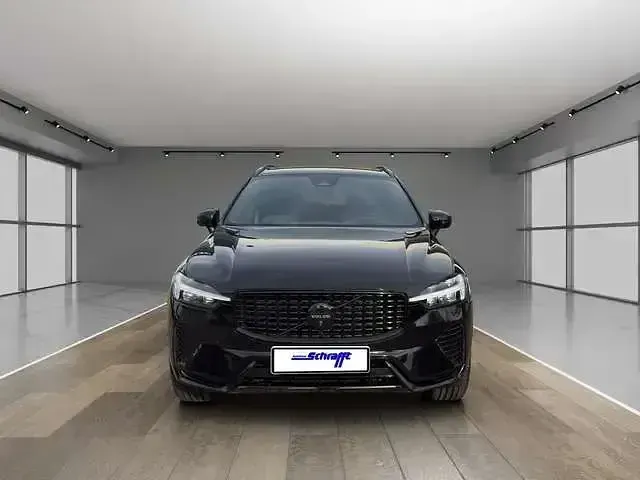 Gebraucht Volvo XC60 Plus 250 PS (183 kW) 2025 Schwarz SUV