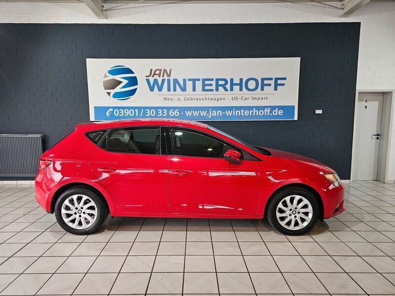 Gebraucht Seat Leon Style 105 PS (77 kW) 2014 Rot Limousine
