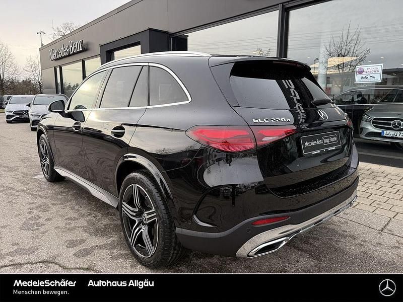 Gebraucht Mercedes GLC220 AMG 197 PS (144 kW) 2026 Lack obsidianschwarz SUV