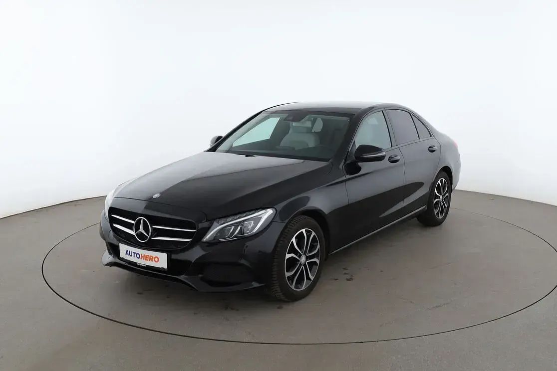 Gebraucht Mercedes C180 Avantgarde 156 PS (114 kW) 2015 Limousine