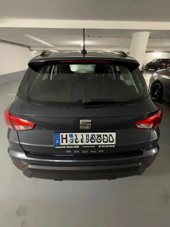 Gebraucht Seat Arona Reference 95 PS (69 kW) 2019 Grau SUV