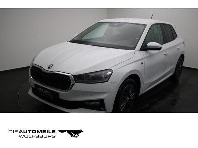 Moonweiss metallic Gebraucht 2024 Skoda Fabia Drive Limousine | 18.390 € (Guter Preis) - Bild 1/4