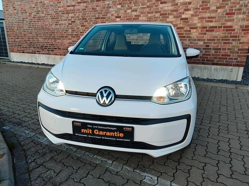 Second-hand VW up! Move 60 CP (44 kW) 2017 Alb Hatchback
